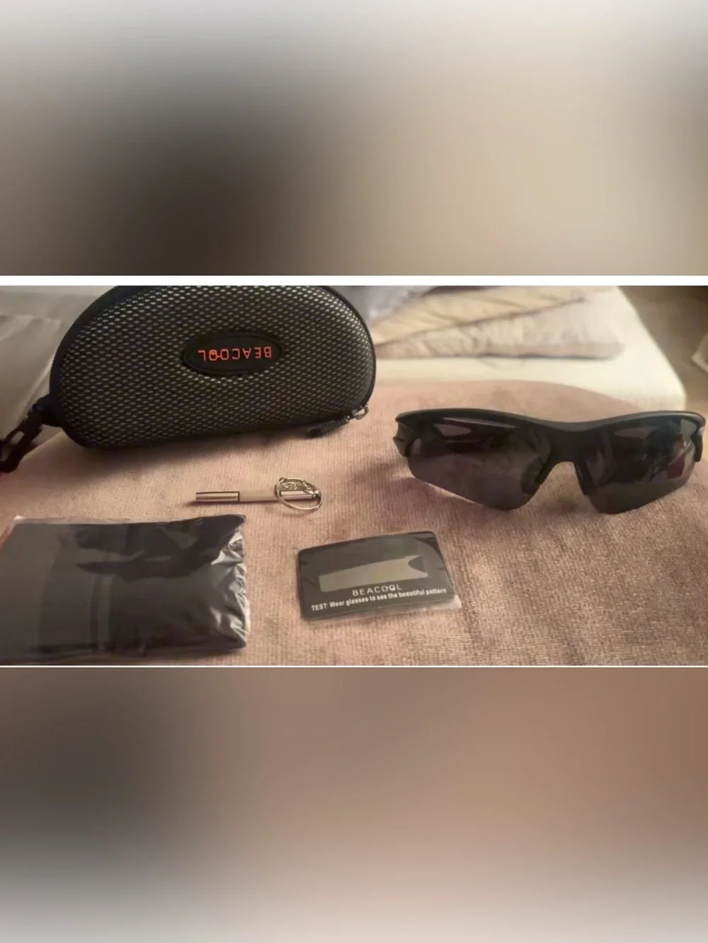 Men’s Black Polarized Sport Sunglasses with Hard Case